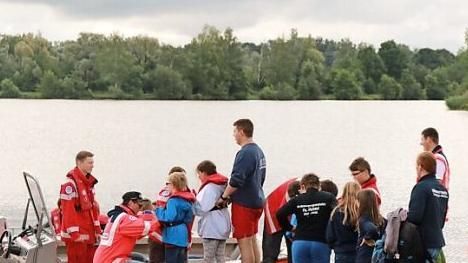 Spannend war das Fahren mit dem Motorboot. Foto: privat