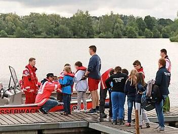 Spannend war das Fahren mit dem Motorboot. Foto: privat