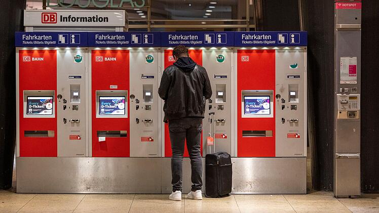 Vorbild Deutschland-Ticket: Kommt jetzt die Fahrkarten-Revolution?
