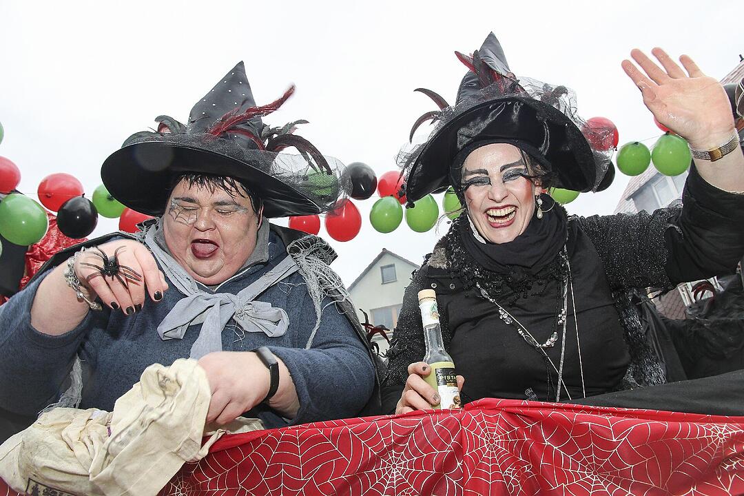 Großer Faschingsumzug  zum Stadtsteinacher Marktplatz