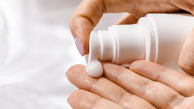 Öko-Test hat zahlreiche Body-Lotions untersucht. Einige bekannte Marken kamen dabei nicht gut weg.
