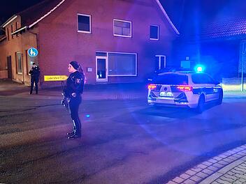 Polizeieinsatz in Niedersachsen - Beamte warnen Bevölkerung