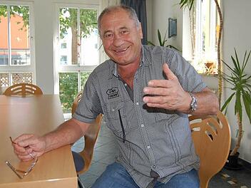 Ivan Gumenshaymer ist ein fröhlicher, positiv denkender Mensch. Nur wenn er an seinen Sohn und die Familie seiner Frau in der Ukraine denkt, wird er unruhig. Foto: Helke Renner