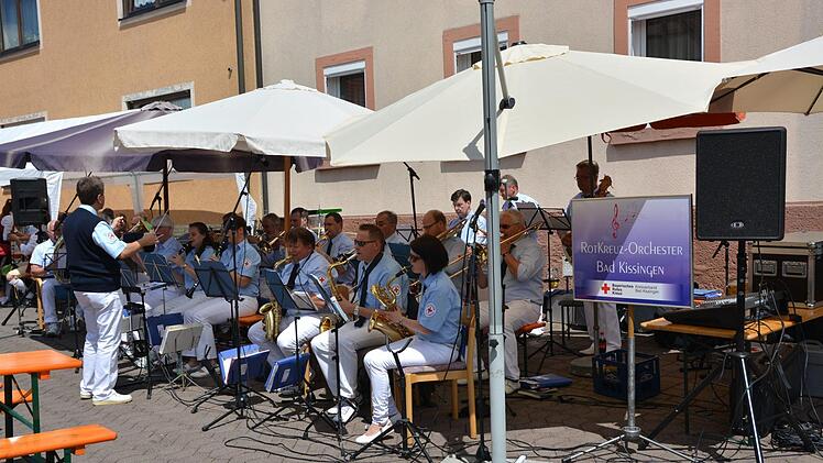 Das Rot-Kreuz-Orchester sorgte für die Musik. Foto: Björn Hein