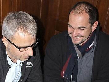 Georg Kundmüller (links) und Michael Lang stecken ihre Ziele ab.Foto: Ralf Kestel