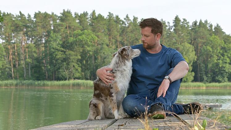 Paul Winter (Christoph Schechinger) und seine Hündin Käthe (Hoonah) beweisen auch im neunten Teil der beliebten ARD-Reihe einmal mehr, dass sie ein besonderes Gespür im Umgang mit Menschen haben.