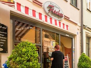 Coburg: Fleischerei Fischer passt Öffnungszeiten an - Personalsituation sei "katastrophal" Coburg: Fleischerei Fischer passt Öffnungszeiten an - Personalsituation sei "katastrophal"