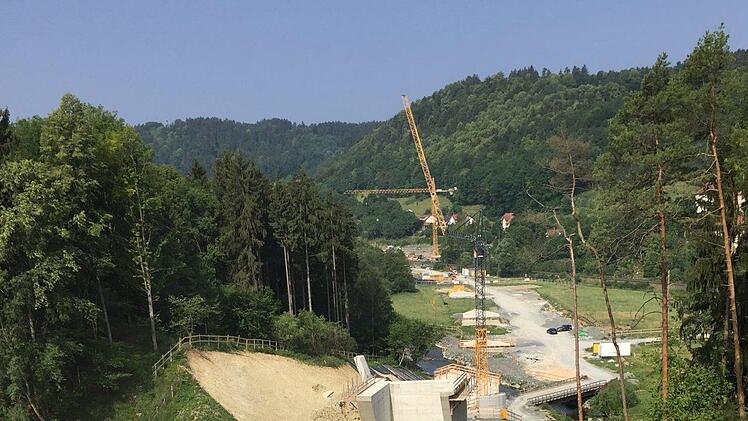 Blick auf die Baustelle bei Untersteinach. Foto: Jürgen Gärtner