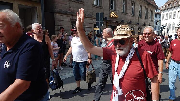 Am Sonntag fand ein Festzug zum Bierstadel statt. Foto: Horst Wunner