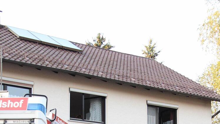 Mehrere Wehren waren vor Ort. Sie hatten das Feuer schnell gelöscht.