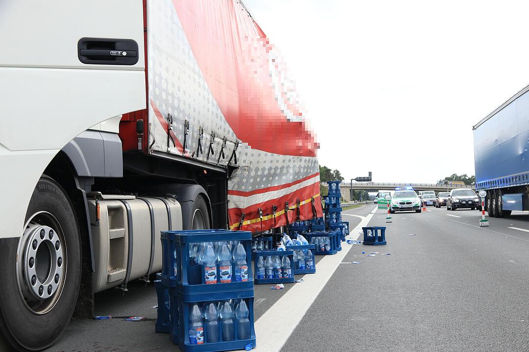 Mineralwasser auf der Autobahn: Und wieder wird gegafft