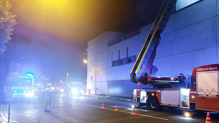 Feuer im Atrium
