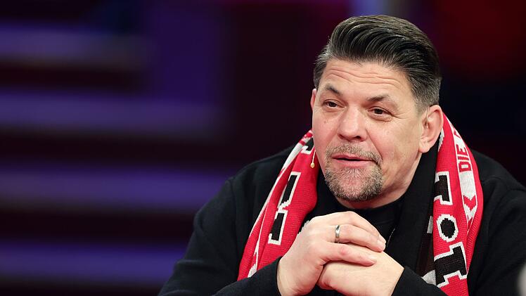 Tim M&auml;lzer hat im Podcast "Kerners 11" verraten, sich einst als Koch der Nationalelf beworben zu haben.