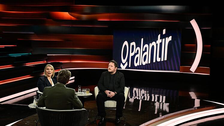 Markus Lanz und seine G&auml;ste sprachen auch &uuml;ber die &Uuml;berwachungssoftware Palantir, die auch in einigen Bundesl&auml;ndern eingesetzt wird.