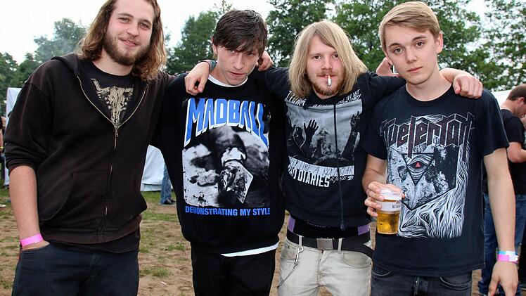 Hatten ihren ersten Live-Auftritt überhaupt: die Nachwuchsband "Concert In My Car" aus Ebern (Johannes Freibott, Jonas Jackson Meister, Patrick Huttinger und Maximilian Streit, von links). Foto: Bettina Knauth