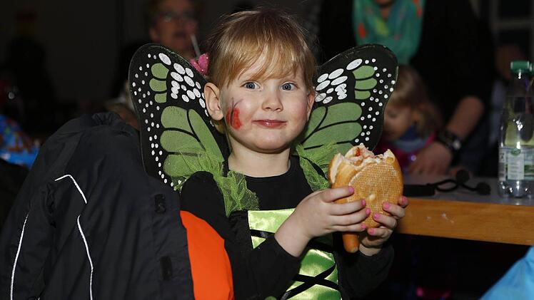 Kinderfasching in der Stadthalle Foto: Matthias Hoch