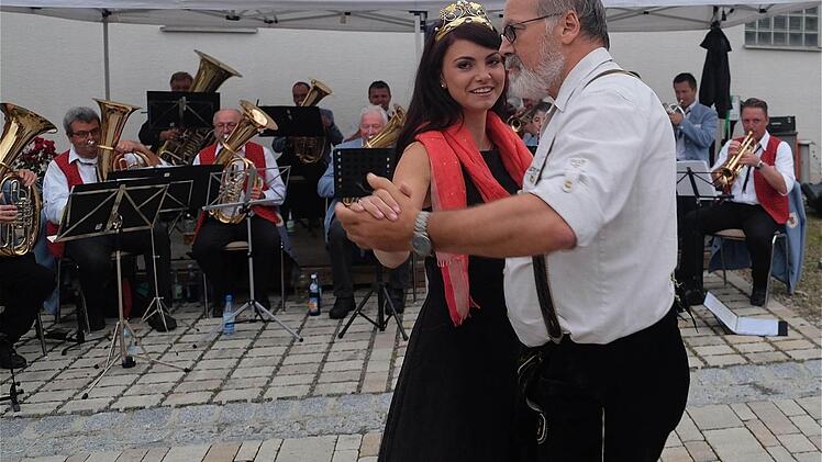 Weinfest in Sulzthal Foto: Schaar