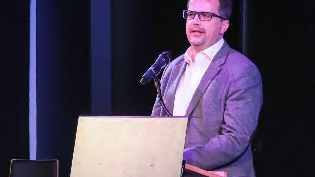 Bürgermeister Christian Lange übermittelt die Grüße im Namen der Stadt Bamberg. Foto: Barbara Herbst