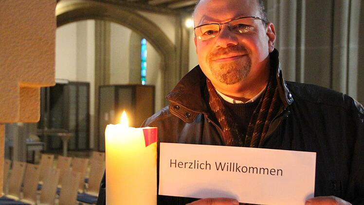 Michael Böhm bietet einen offenen Treff für Einsame an Heilig Abend im katholischen Gemeindezentrum an.  Foto: Benedikt Borst