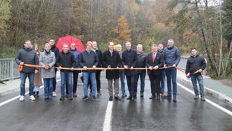 Hollfeld: Sanierung der Lochau-Brücke bei Schönfeld ist abgeschlossen