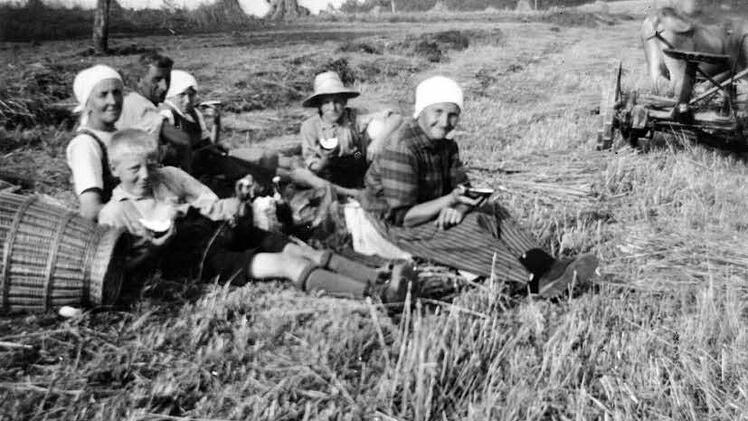 Nach der harten Arbeit auf dem Feld ging es früher gemeinsam zum Spilkabend.