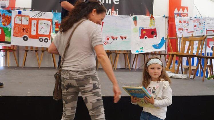 Preisverteilung beim Feuerwehrfest. Foto: Kerstin Denner-Kleren