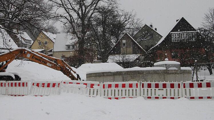 Der Betonklotz in Wernstein sorgt weiter für Diskussionen.