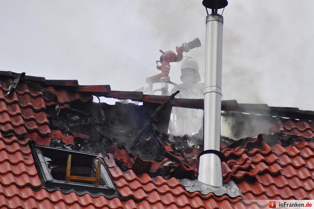 Dachstuhlbrand in der Geisfelder Straße in Bamberg