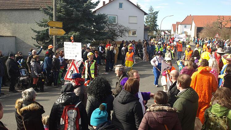 Faschingsumzug in Ebenhausen.  Foto: Stefan Geiger