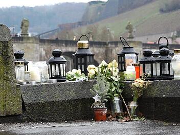 Ein Mitarbeiter des Wasser- und Schifffartamtes  hat am Dienstagvormittag eine Leiche im Main gefunden. Der Leichnam wurde mittlerweile zweifelsfrei identifiziert. Foto: News5/Höfig