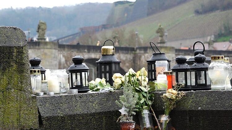 Ein Mitarbeiter des Wasser- und Schifffartamtes  hat am Dienstagvormittag eine Leiche im Main gefunden. Der Leichnam wurde mittlerweile zweifelsfrei identifiziert. Foto: News5/Höfig