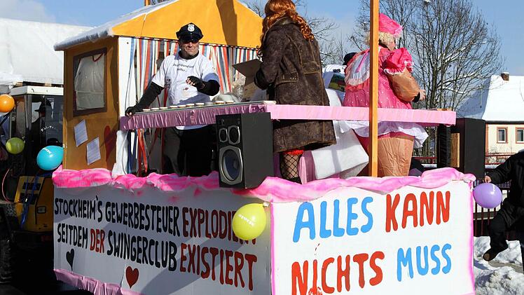 "Jeder kann, keiner muss" zum neuen Stockheimer Swinger-Club. Fotos: Michael Wunder