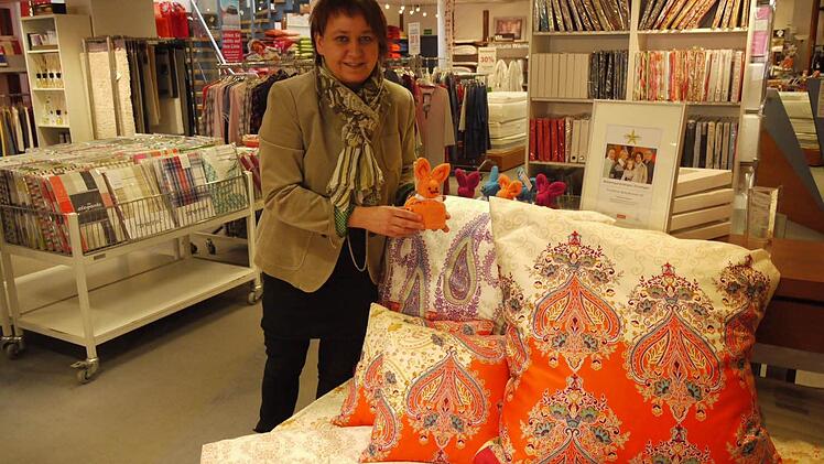 Marion Amtmann in ihrem Forchheimer Laden Fotos: Lindner