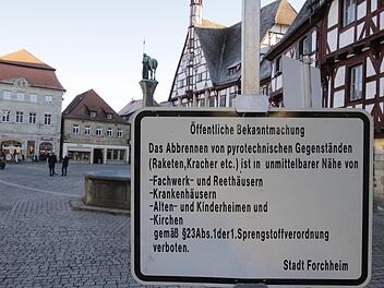Der Rathausplatz ist keine Abschußrampe für Raketen.  Foto: Andreas Oswald