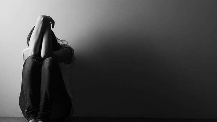 Die Corona-Pandemie belastet auch die Psyche vieler Menschen. Foto: Stanislaw Mikulski/Adobe Stock