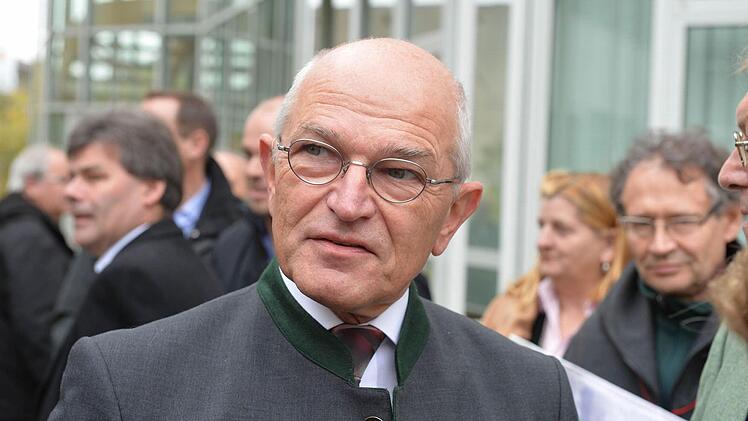 Nicht eingeladen - trotzdem dabei: Oberfrankens Bezirkstagspräsident Günther Denzler (CSU)