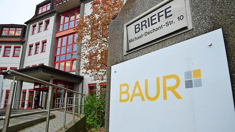 Blick auf die Unternehmenszentrale von Baur in Weismain. 3800 Menschen arbeiten in dem Unternehmen mit seinen Tochterfirmen.  Fotos: Tobias Kindermann