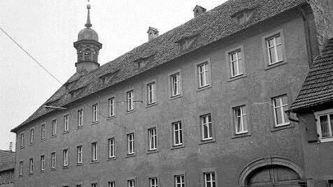 Das Foto entstand 1980, also vor dem letzen Umbau, was besonders an den Dachgauben zu erkennen ist.  Foto: Archiv/ Fuhrmann