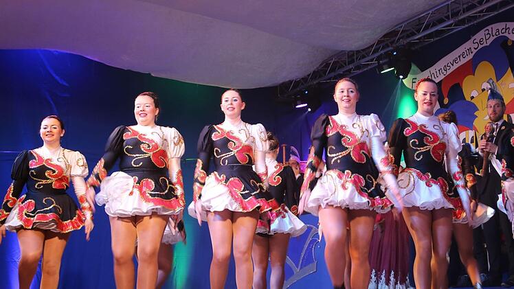 Die Showtanzgarde aus Heubach war Gast. Foto: Bettina Knauth