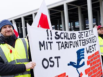 Warnstreik beim Lufthansa-Bodenpersonal
