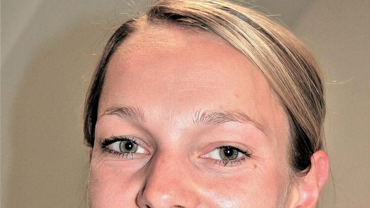 Sozialpädagogin Angelika Martin (28) ist Jugendpflegerin der Marktgemeinde Burkardroth  Foto: Sigismund von Dobschütz