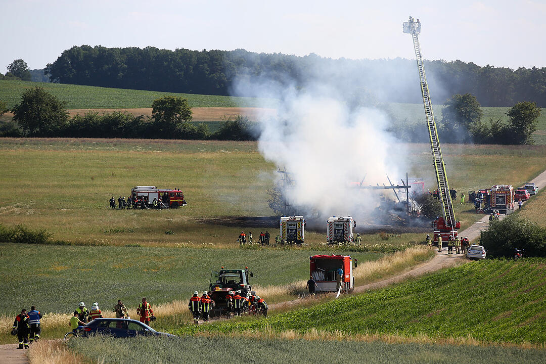 Scheune im Kreis Lichtenfels brennt komplett nieder