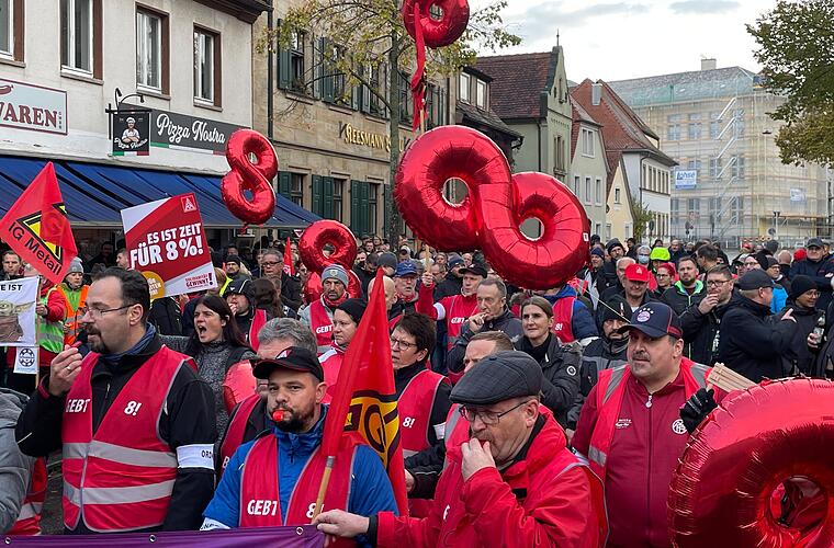 Bamberg: Großer Warnstreik in Wunderburg - wie viel verdient man in Metall- und Elektroindustrie?