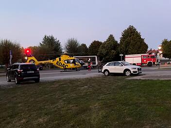 Nordheim: Teenagerin bei Badeunfall schwer verletzt - Boot, Rettungswagen und Hubschrauber im Einsatz