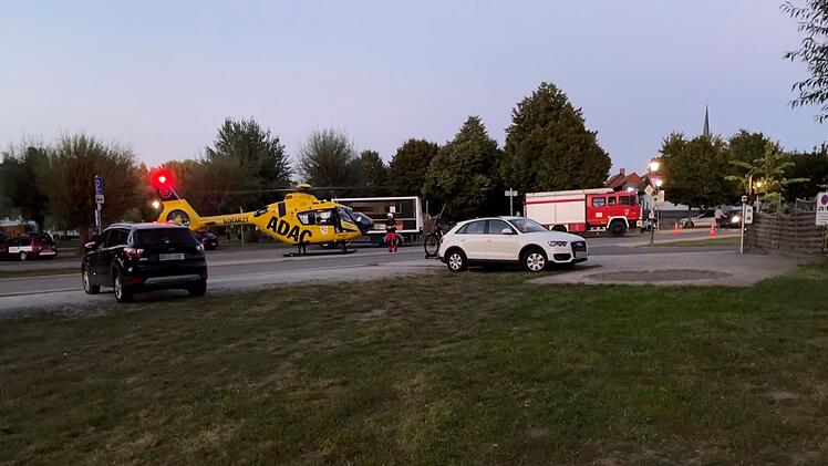 Nordheim: Teenagerin bei Badeunfall schwer verletzt - Boot, Rettungswagen und Hubschrauber im Einsatz