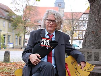 "Streng und gnadenlos - die Bürgermeisterin der Herzen". Unter diesem Wahlslogan tritt Sonja Johannes für die Satirepartei "Die PARTEI" als Bürgermeisterin-Kandidatin an. Thomas Malz