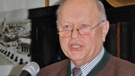 Johann Böhm (77), von 1994 bis 2003 bayerischer Landtagspräsident, bei seiner Aschermittwochs-Rede vor der CSU Foto: Sigismund von Dobschütz