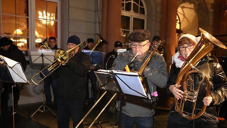 Der Bezirksposaunenchor spielte. Foto: Barbara Herbst
