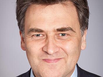 Medienrechtler Kilian Moritz äußert sich in einem Gastbeitrag zum Verhältnis zwischen Staat und Medien.Michael Pietschmann