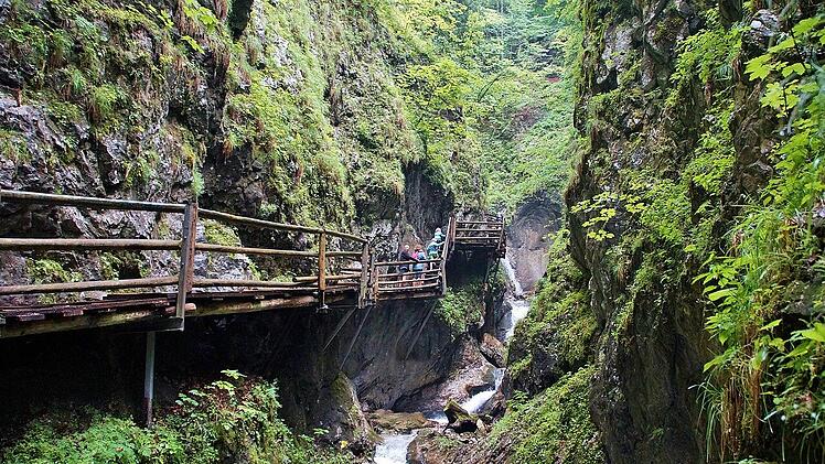 Die Aschauerklamm bei Schneizlreuth im Berchtesgadener Land ist eine ungewöhnlich liebliche Klamm.